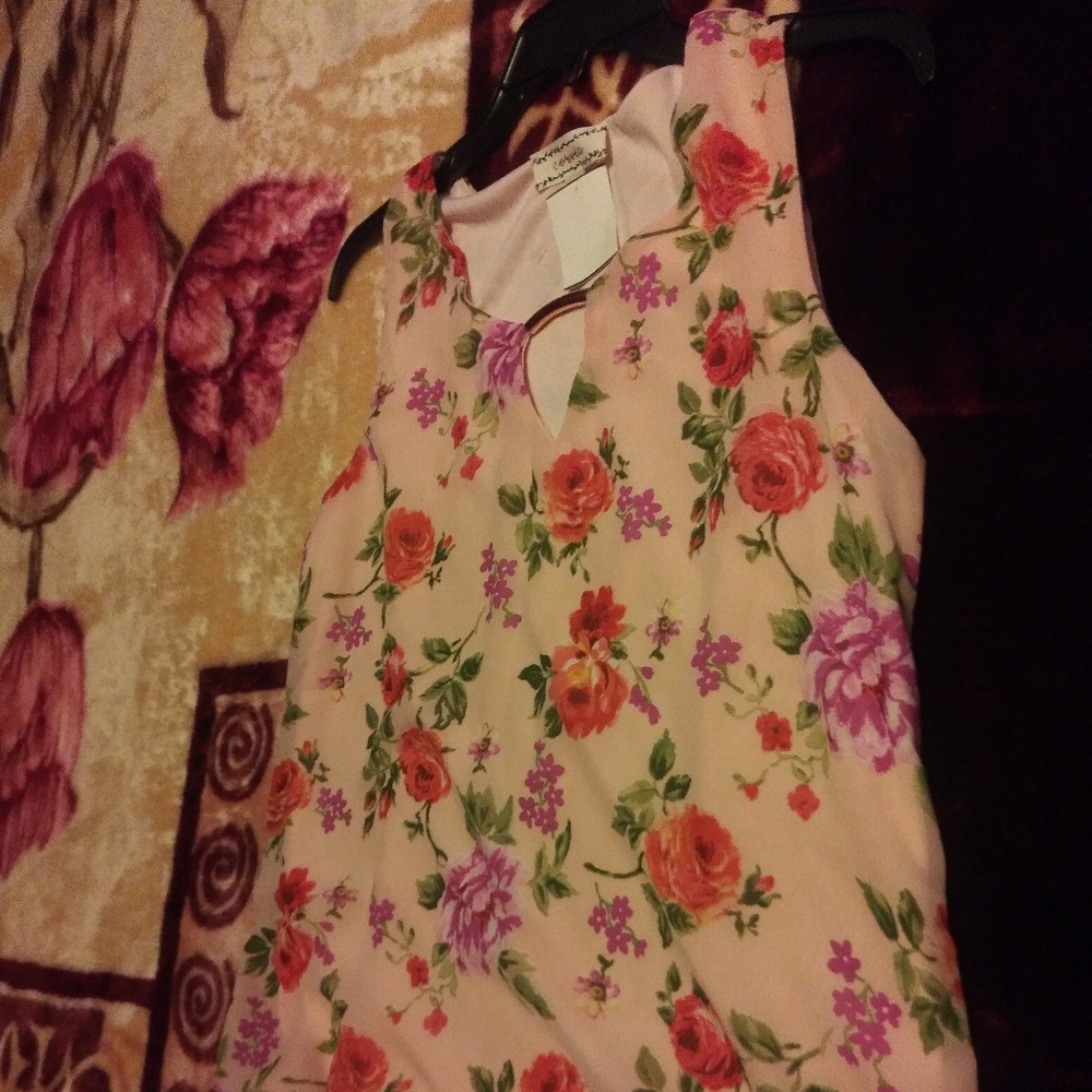 Corvia Floral top Medium